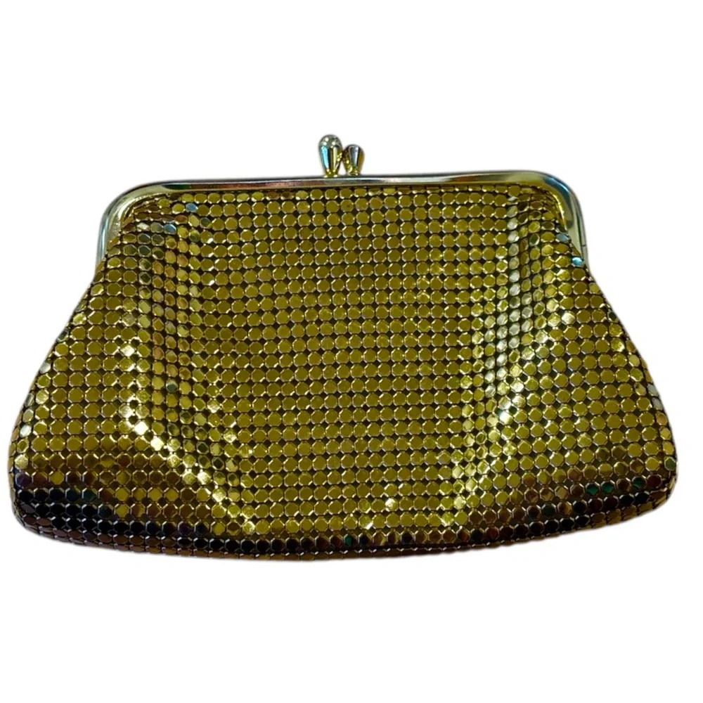 50s WHITING & DAVIS MCM SHIMMERING GOLD MESH CHANGE PURSE W KISS CLOSURE 3